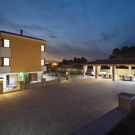 In With Sea View, Terrace, Air Conditioning, Wi-fi