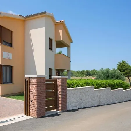 Appartamento In With Sea View, Terrace, Air Conditioning, Wi-fi