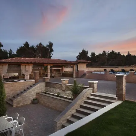 In With Sea View, Terrace, Air Conditioning, Wi-fi Vir