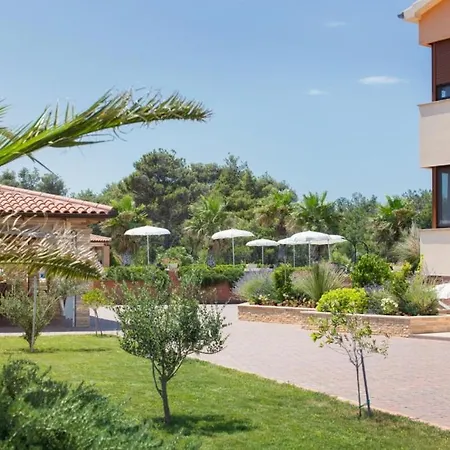 In With Sea View, Terrace, Air Conditioning, Wi-fi Appartamento