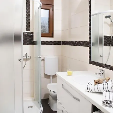 Appartamento In With Sea View, Terrace, Air Conditioning, Wi-fi